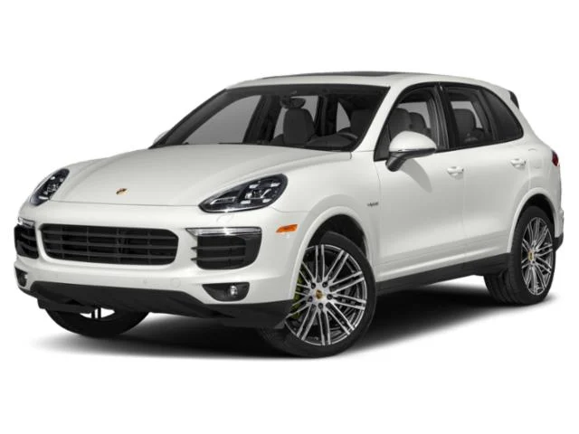 Porsche cayenne 2018 hladká strecha